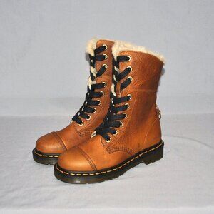 New Dr. Martens Women's Size 6 Aimilita Boots Tan Grizzly Faux Fur-Lined